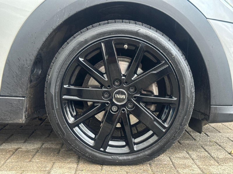 2023 (73) MINI HATCHBACK 1.5 Cooper Classic Premium 5dr Auto 5988143