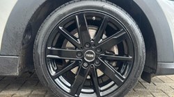 2023 (73) MINI HATCHBACK 1.5 Cooper Classic Premium 5dr Auto 5988143