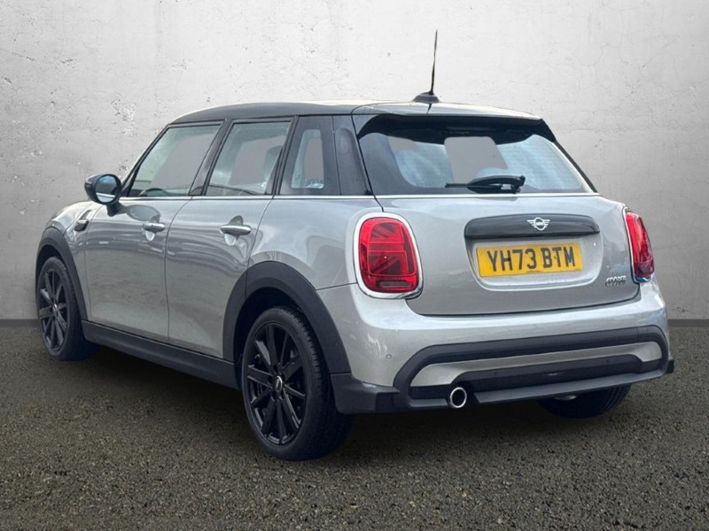2023 (73) MINI HATCHBACK 1.5 Cooper Classic Premium 5dr Auto 5988131