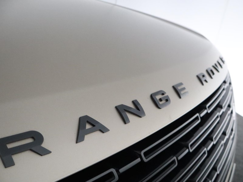 2023 (23) LAND ROVER RANGE ROVER 4.4 P530 V8 First Edition 4dr Auto 3575104