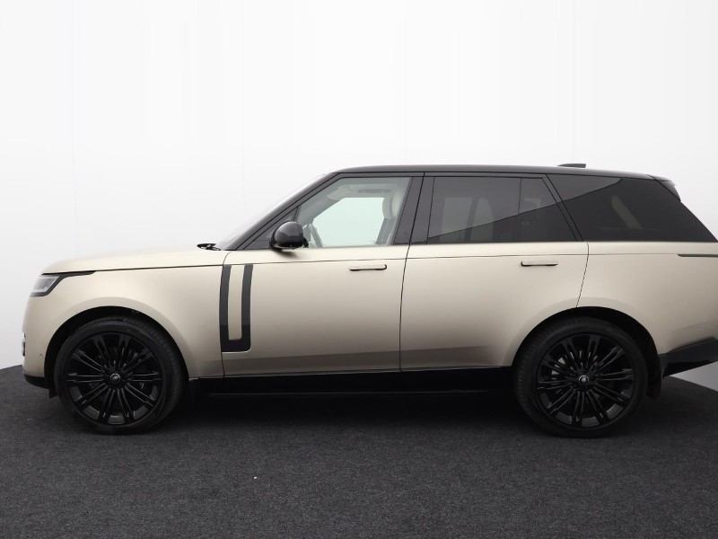 2023 (23) LAND ROVER RANGE ROVER 4.4 P530 V8 First Edition 4dr Auto 3575099