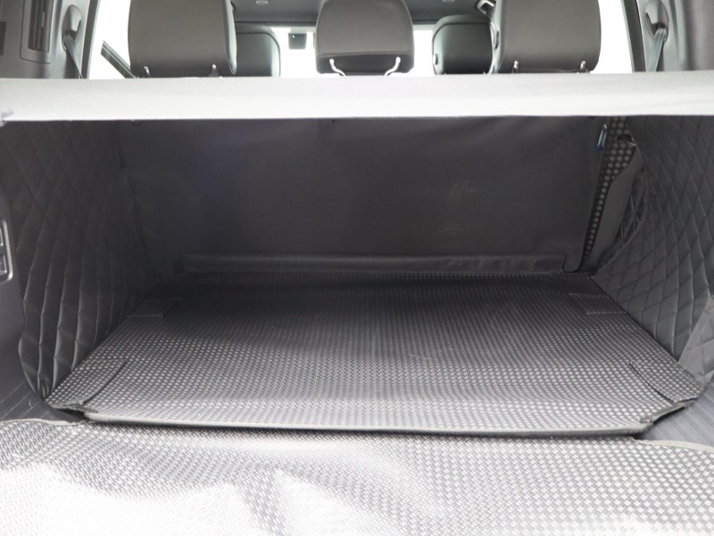 2024 (73) LAND ROVER DEFENDER 5.0 P525 V8 Carpathian Edition 110 5dr Auto 3609870