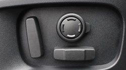 2024 (73) LAND ROVER DEFENDER 5.0 P525 V8 Carpathian Edition 110 5dr Auto 3609847