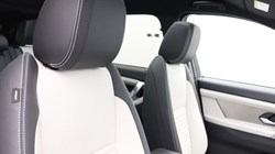 2023 (23) LAND ROVER DISCOVERY SPORT 2.0 D200 R-Dynamic HSE 5dr Auto 3637435