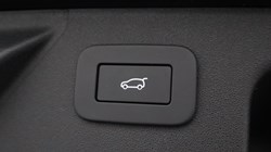 2023 (23) LAND ROVER DISCOVERY SPORT 2.0 D200 R-Dynamic HSE 5dr Auto 3637452