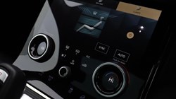 2022 (22) LAND ROVER RANGE ROVER EVOQUE 2.0 D200 R-Dynamic HSE 5dr Auto 3637319