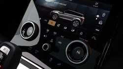 2022 (22) LAND ROVER RANGE ROVER EVOQUE 2.0 D200 R-Dynamic HSE 5dr Auto 3637321