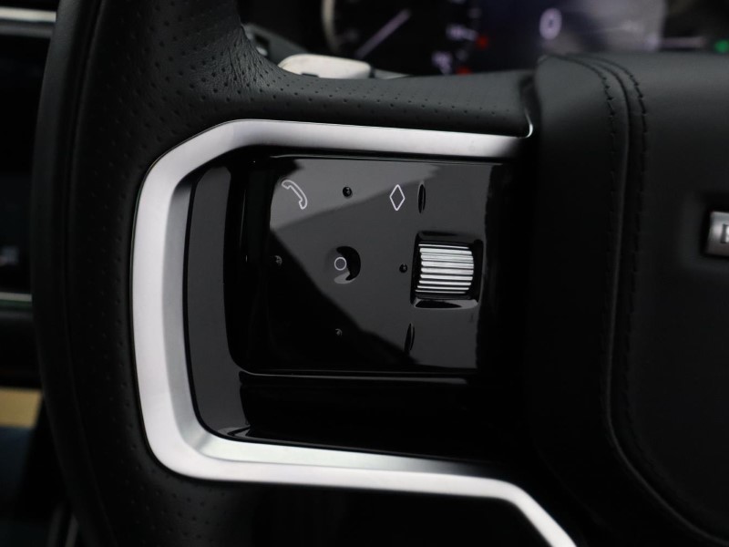 2022 (22) LAND ROVER RANGE ROVER EVOQUE 2.0 D200 R-Dynamic HSE 5dr Auto 3637313