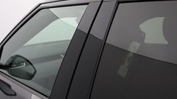 2022 (22) LAND ROVER RANGE ROVER EVOQUE 2.0 D200 R-Dynamic HSE 5dr Auto 3637326