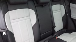 2020 (20) LAND ROVER RANGE ROVER EVOQUE 2.0 P250 First Edition 5dr Auto 3664964