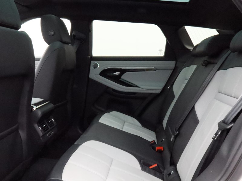 2020 (20) LAND ROVER RANGE ROVER EVOQUE 2.0 P250 First Edition 5dr Auto 3664943