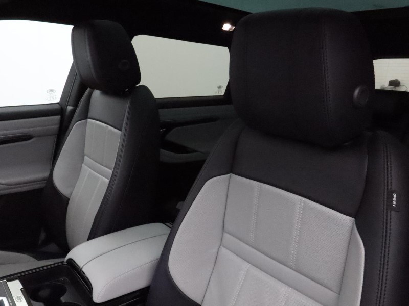 2020 (20) LAND ROVER RANGE ROVER EVOQUE 2.0 P250 First Edition 5dr Auto 3664966