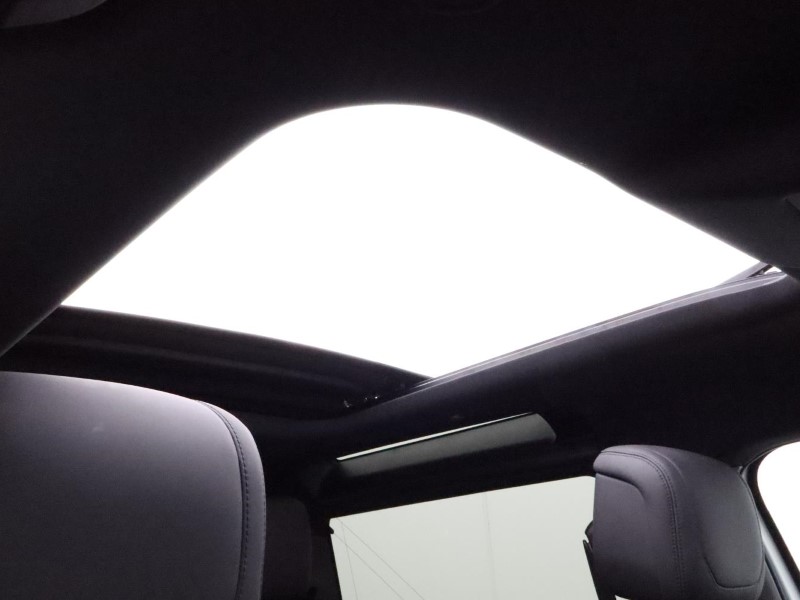 2023 (73) LAND ROVER DEFENDER 3.0 D300 75th Limited Edition 90 3dr Auto 3680370