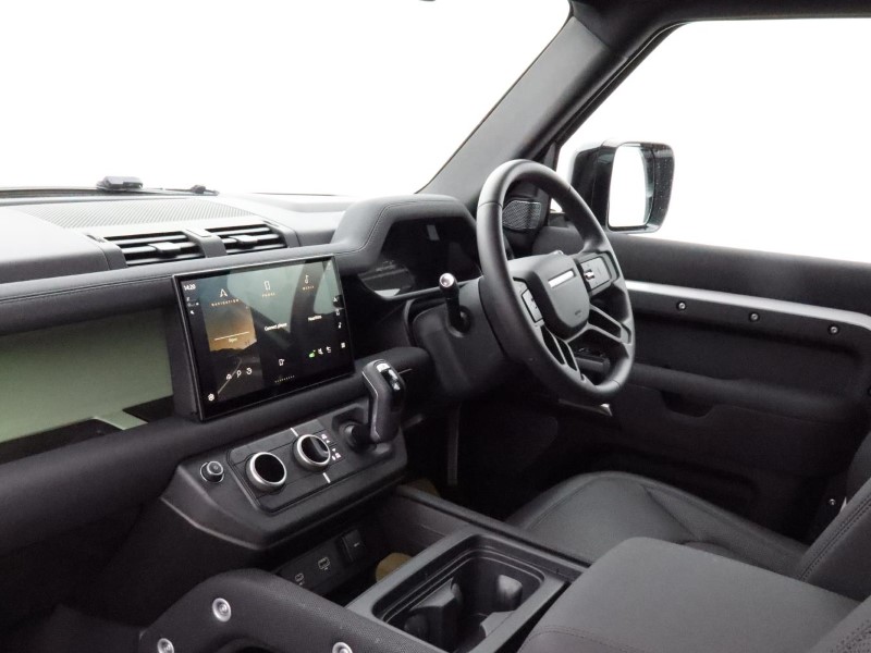 2023 (73) LAND ROVER DEFENDER 3.0 D300 75th Limited Edition 90 3dr Auto 3680390