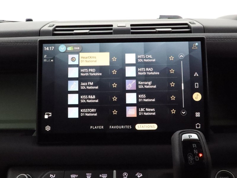 2023 (73) LAND ROVER DEFENDER 3.0 D300 75th Limited Edition 90 3dr Auto 3680381