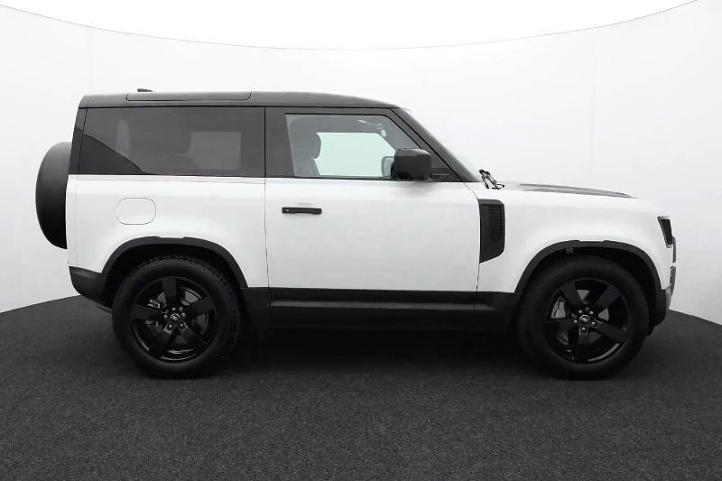 2023 (73) LAND ROVER DEFENDER 3.0 D300 75th Limited Edition 90 3dr Auto 3680365