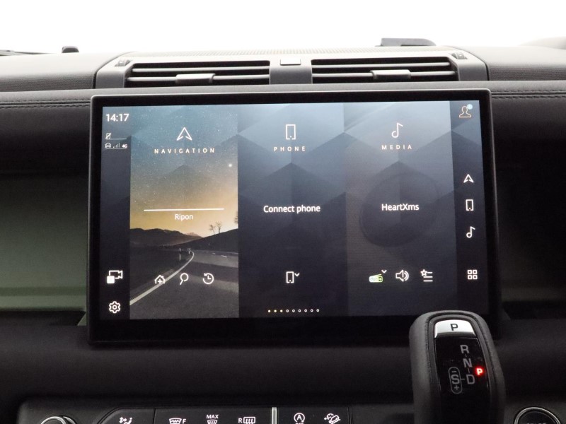 2023 (73) LAND ROVER DEFENDER 3.0 D300 75th Limited Edition 90 3dr Auto 3680379