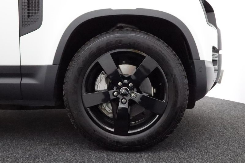 2023 (73) LAND ROVER DEFENDER 3.0 D300 75th Limited Edition 90 3dr Auto 3680405