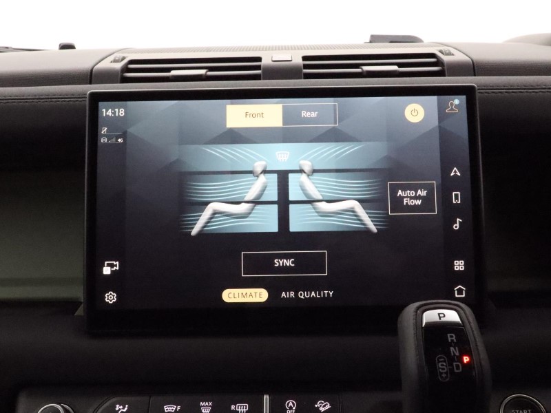 2023 (73) LAND ROVER DEFENDER 3.0 D300 75th Limited Edition 90 3dr Auto 3680383