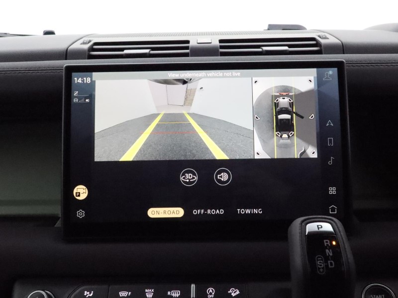 2023 (73) LAND ROVER DEFENDER 3.0 D300 75th Limited Edition 90 3dr Auto 3680384