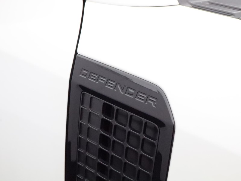 2023 (73) LAND ROVER DEFENDER 3.0 D300 75th Limited Edition 90 3dr Auto 3680398