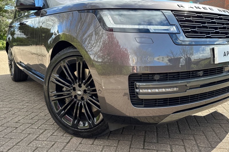 2023 (23) LAND ROVER RANGE ROVER 4.4 P530 V8 First Edition 4dr Auto 5300434