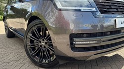 2023 (23) LAND ROVER RANGE ROVER 4.4 P530 V8 First Edition 4dr Auto 5300434