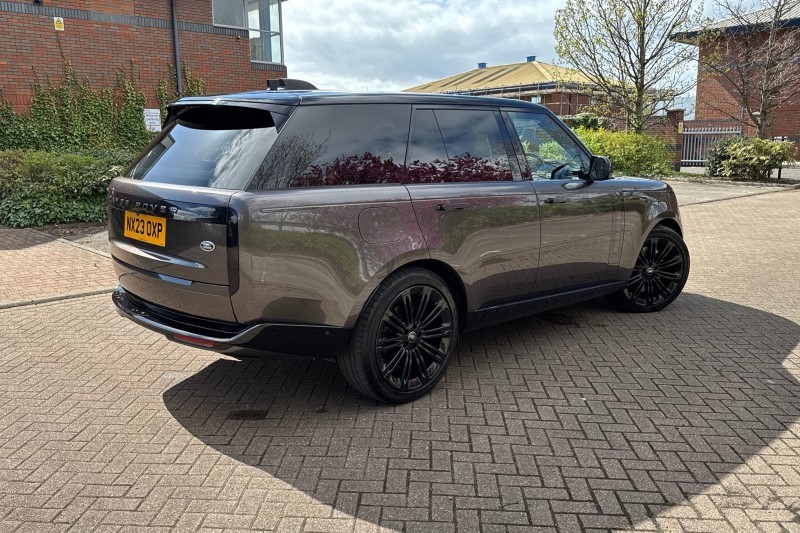 2023 (23) LAND ROVER RANGE ROVER 4.4 P530 V8 First Edition 4dr Auto 5300441