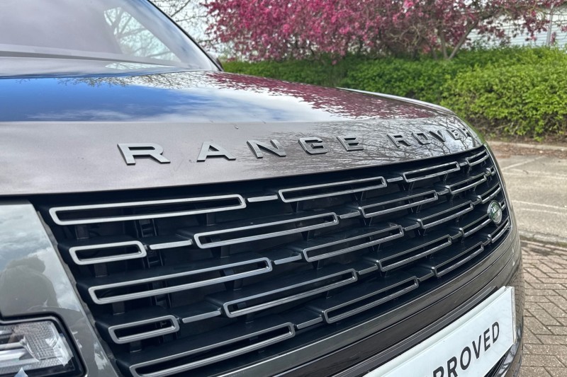 2023 (23) LAND ROVER RANGE ROVER 4.4 P530 V8 First Edition 4dr Auto 5300433