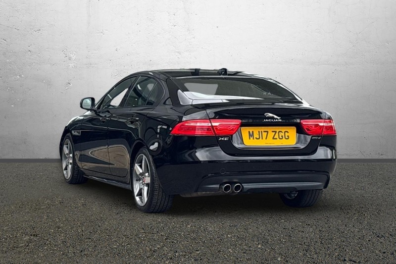 2017 (17) JAGUAR XE 2.0d [180] R-Sport 4dr Auto