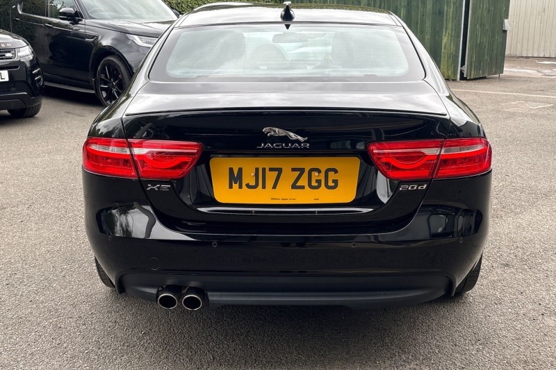 2017 (17) JAGUAR XE 2.0d [180] R-Sport 4dr Auto 5366113