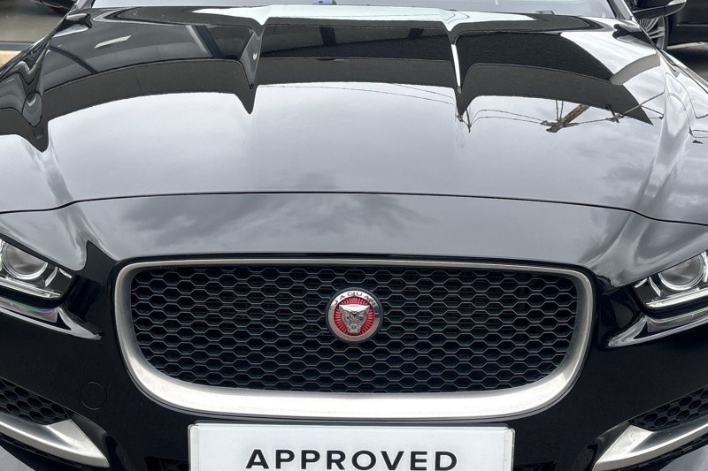 2017 (17) JAGUAR XE 2.0d [180] R-Sport 4dr Auto 5366102