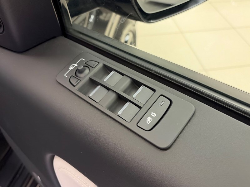 2025 (25) LAND ROVER DISCOVERY SPORT 2.0 D200 Dynamic HSE 5dr Auto [5 Seat] 4906321