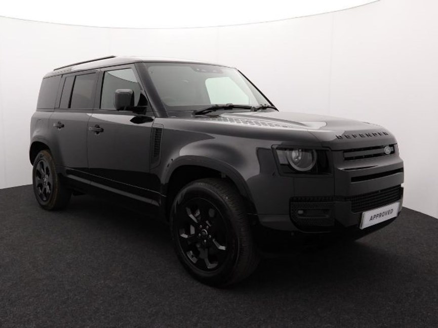 2024 (24) LAND ROVER COMMERCIAL DEFENDER 3.0 D300 Hard Top X-Dynamic HSE Auto