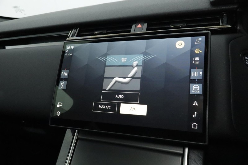 2025 (25) LAND ROVER RANGE ROVER VELAR 2.0 D200 MHEV Dynamic SE 5dr Auto 4679670