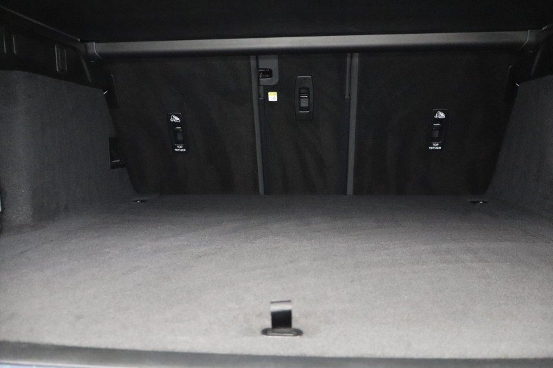 2025 (25) LAND ROVER RANGE ROVER VELAR 2.0 D200 MHEV Dynamic SE 5dr Auto 4679621