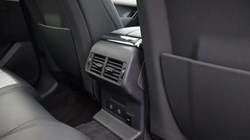 2025 (25) LAND ROVER RANGE ROVER VELAR 2.0 D200 MHEV Dynamic SE 5dr Auto 5354572