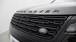 2025 (25) LAND ROVER RANGE ROVER VELAR 2.0 D200 MHEV Dynamic SE 5dr Auto 5354578
