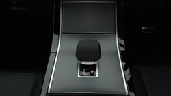 2025 (25) LAND ROVER RANGE ROVER VELAR 2.0 D200 MHEV Dynamic SE 5dr Auto 4673915