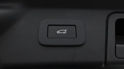 2025 (25) LAND ROVER RANGE ROVER VELAR 2.0 D200 MHEV Dynamic SE 5dr Auto 4673905