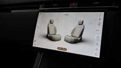 2025 (25) LAND ROVER RANGE ROVER VELAR 2.0 D200 MHEV Dynamic SE 5dr Auto 4673863