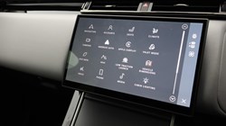 2025 (25) LAND ROVER RANGE ROVER VELAR 2.0 D200 MHEV Dynamic HSE 5dr Auto 4826247