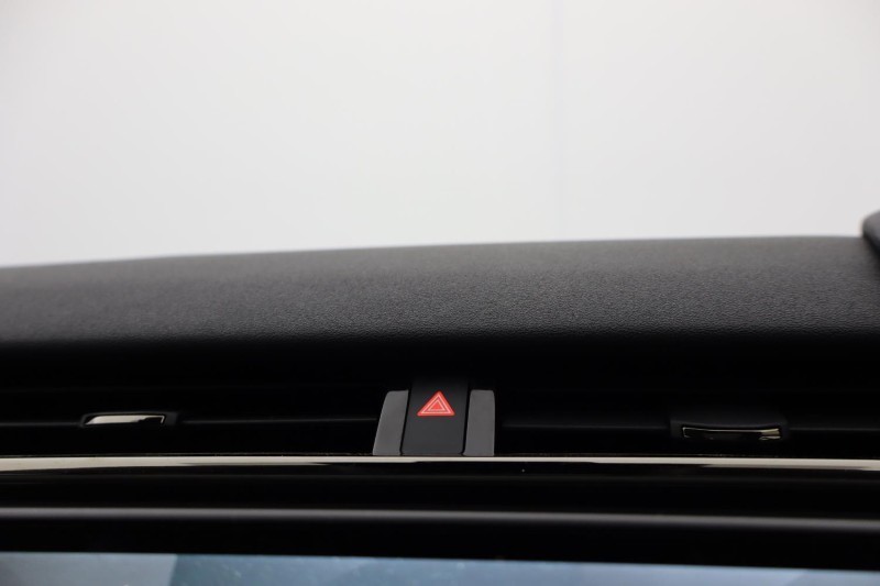 2025 (25) LAND ROVER RANGE ROVER VELAR 2.0 D200 MHEV Dynamic HSE 5dr Auto 4826253