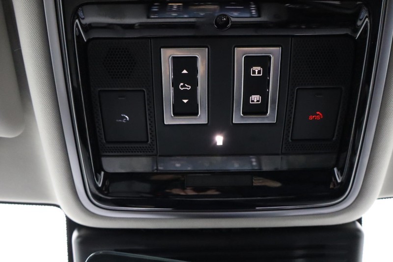 2025 (25) LAND ROVER RANGE ROVER VELAR 2.0 D200 MHEV Dynamic HSE 5dr Auto 4826255