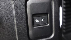 2025 (25) LAND ROVER DEFENDER 3.0 D250 X-Dynamic SE 90 3dr Auto 4551362