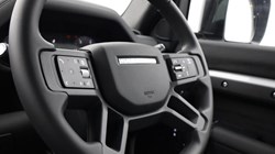 2025 (25) LAND ROVER DEFENDER 3.0 D250 X-Dynamic SE 90 3dr Auto 4551392