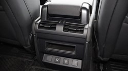 2025 (25) LAND ROVER DEFENDER 3.0 D250 X-Dynamic SE 90 3dr Auto 4551400