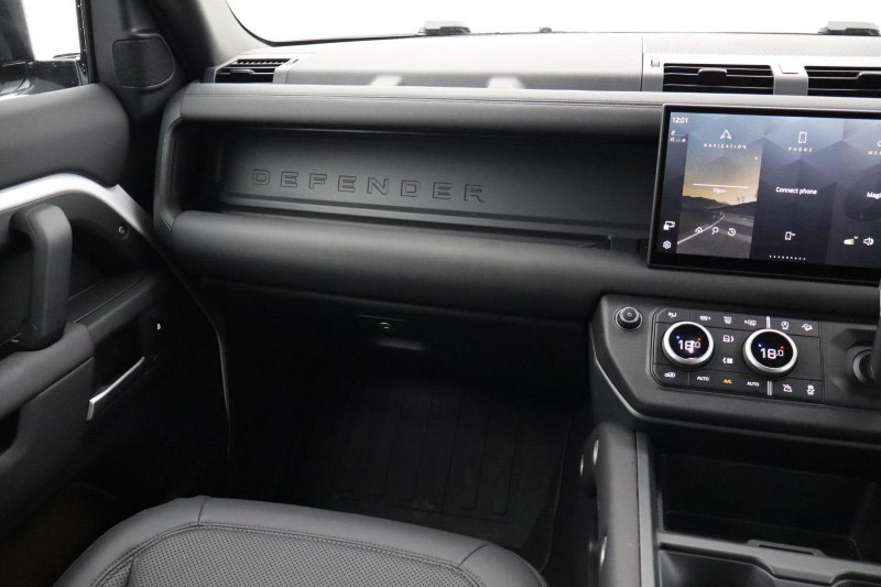 2025 (25) LAND ROVER DEFENDER 3.0 D250 X-Dynamic SE 90 3dr Auto 4551397