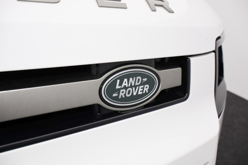 2025 (25) LAND ROVER DEFENDER 3.0 D250 X-Dynamic SE 90 3dr Auto 4551422