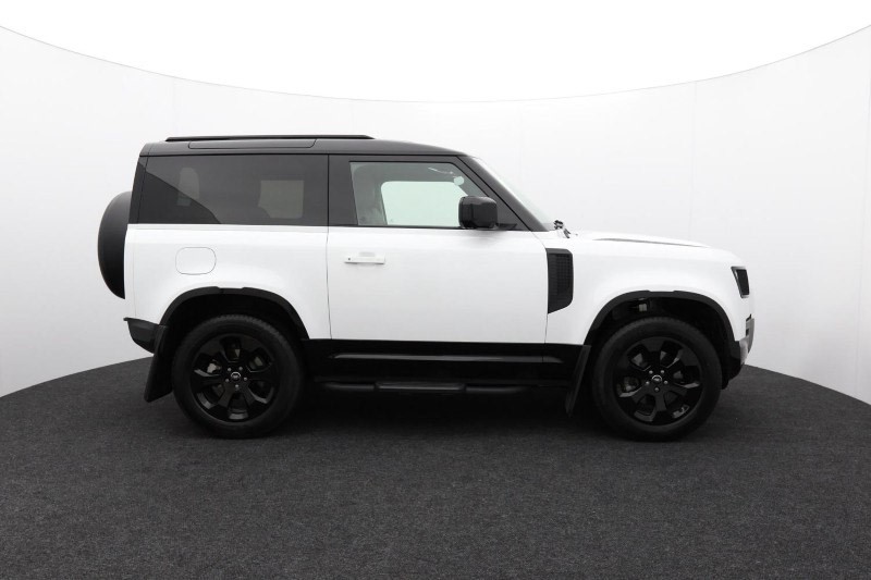 2025 (25) LAND ROVER DEFENDER 3.0 D250 X-Dynamic SE 90 3dr Auto 4551354